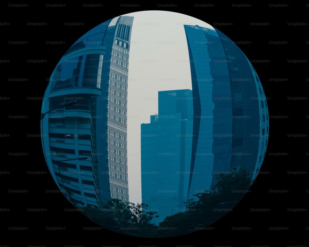 作家陈忱(笔名完美灾祸)悬疑世界的构建者 理性与理性的角力